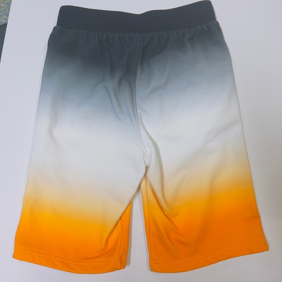 COPY - Givenchy Kids Shorts - Picture 2 of 4